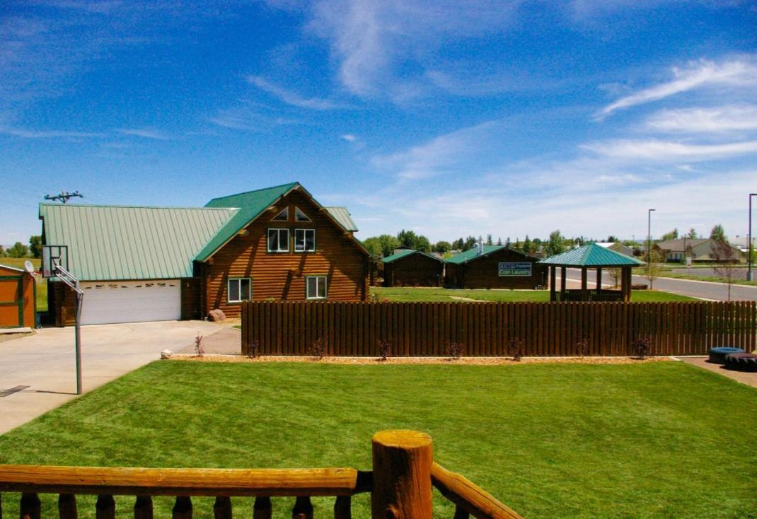 Country Cabins Inn Lyman 외부 사진